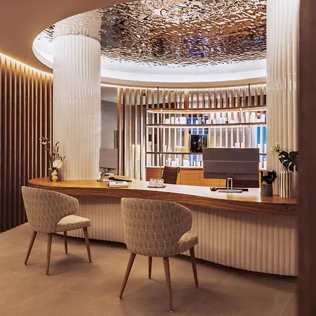 Me By Melia Отель