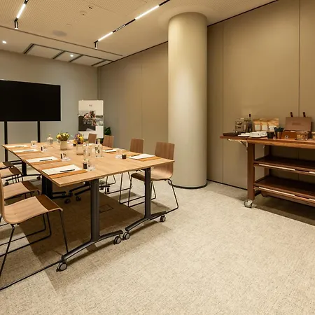 Hotel Me By Melia Lissabon