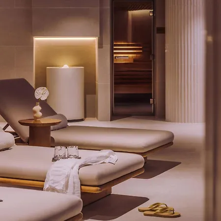 Hotel Me By Meliá