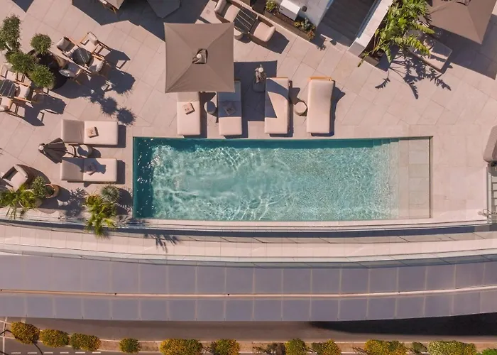 Me By Melia Lisbon 5* リスボン