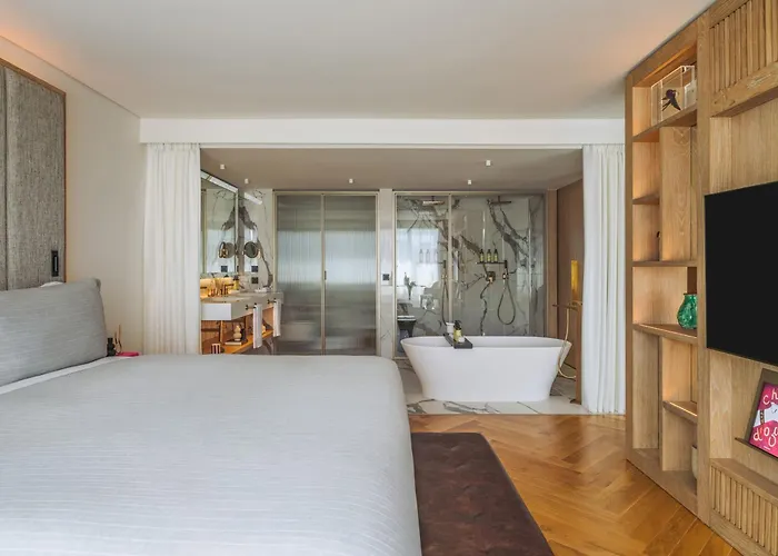 ホテル Me By Melia Lisbon 5*