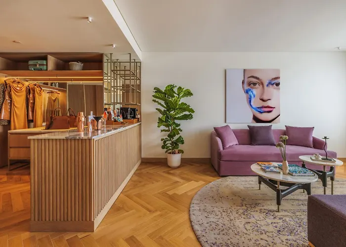 Me By Melia リスボン