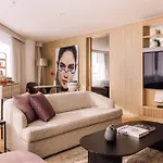 Hotel Me By Melia 5*