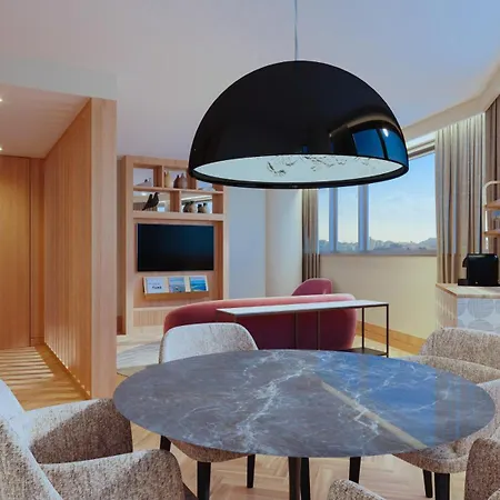 فندق Me By Melia