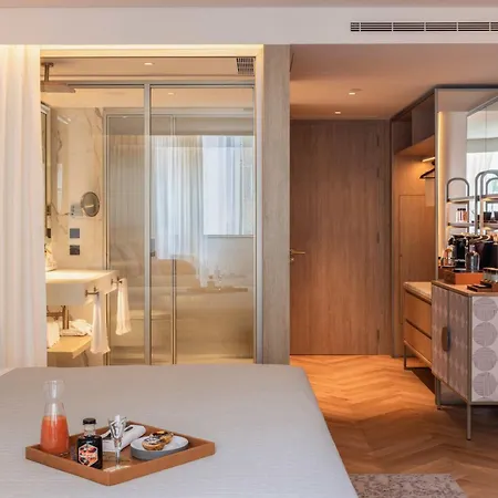 فندق Me By Melia